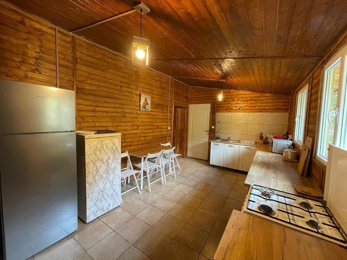Image 3 of Sofia Lake House