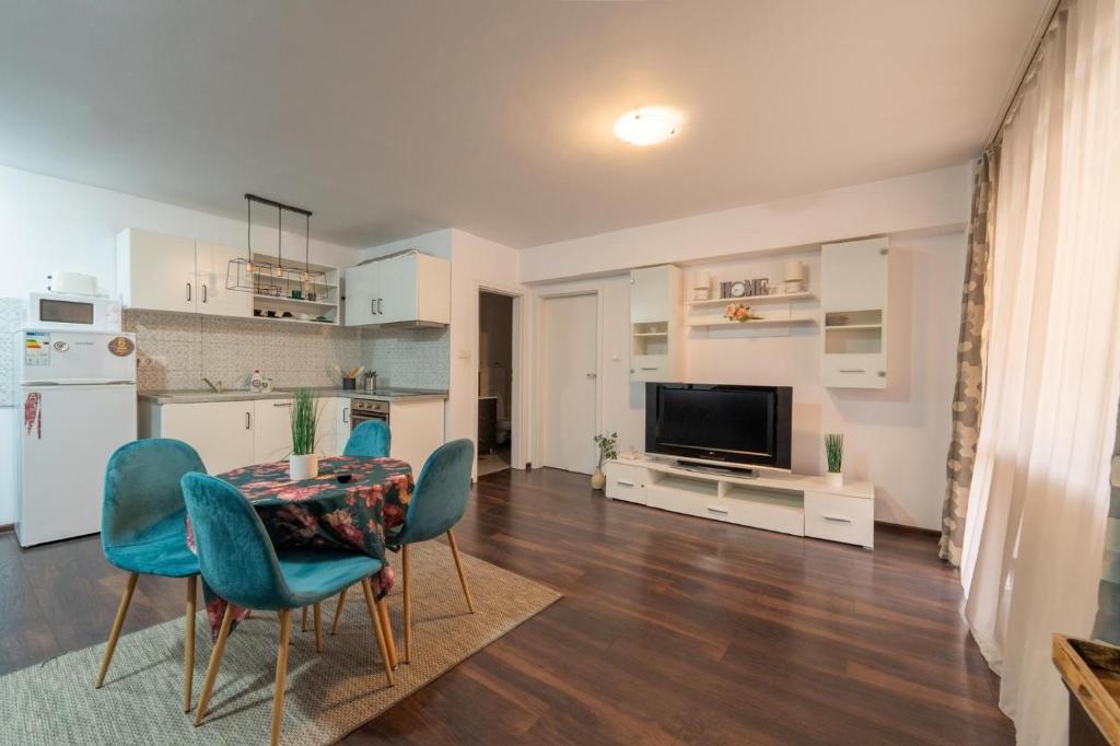Image 1 of Studio Fortuna Park