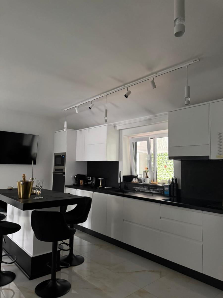 Image 4 of The Comfort Suite
