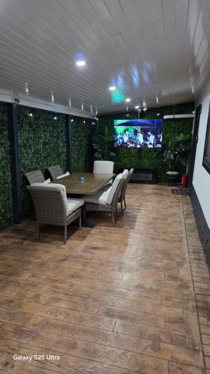 Image 5 of The Comfort Suite