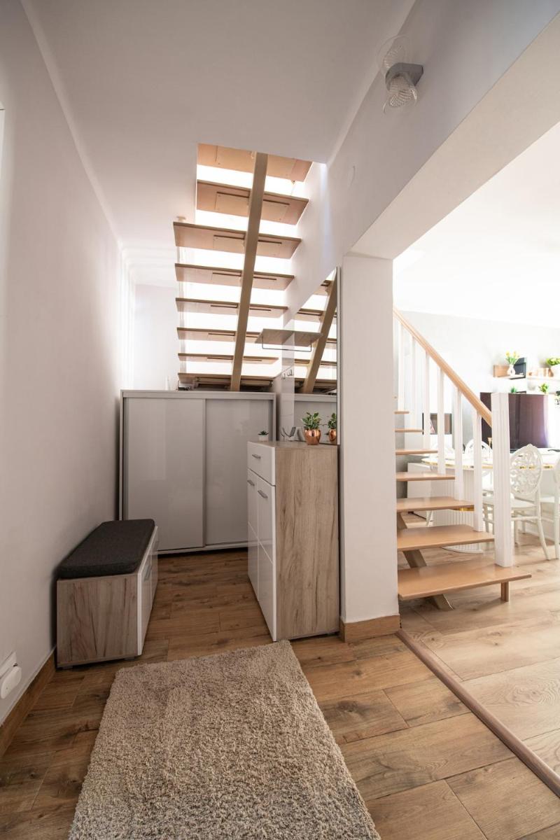 Image 5 of The Royal House 102 sqm 2BR Two Floor Apartment