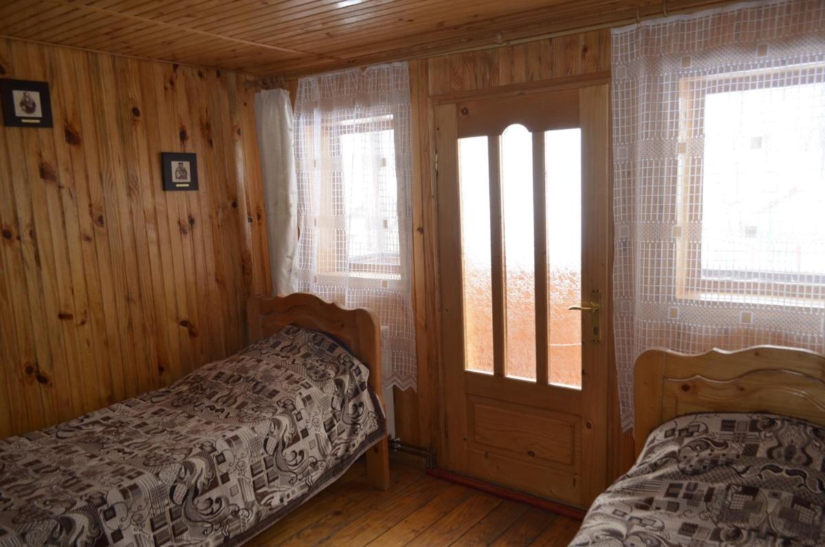 Image 2 of У Любчика