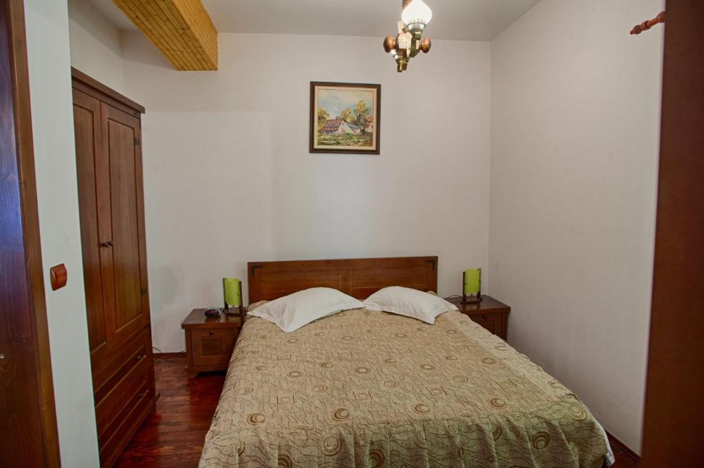 Image 1 of Vila Ursul