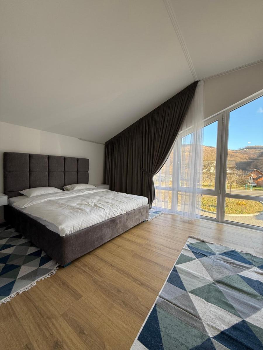 Image 2 of Yaremche Apartments