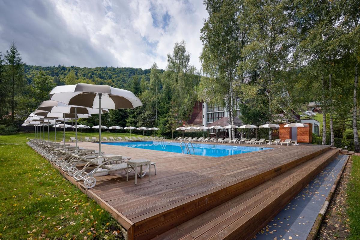 Image 3 of Yaremche Club Hotel