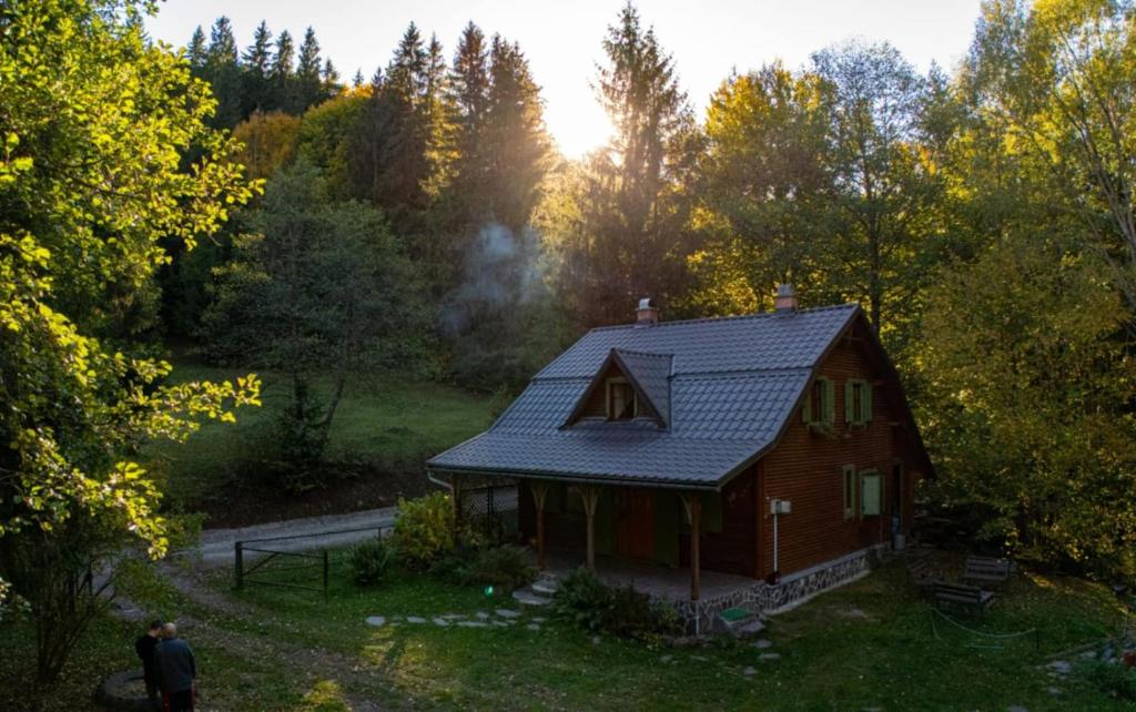 Image 1 of ZSUZSI-LAK