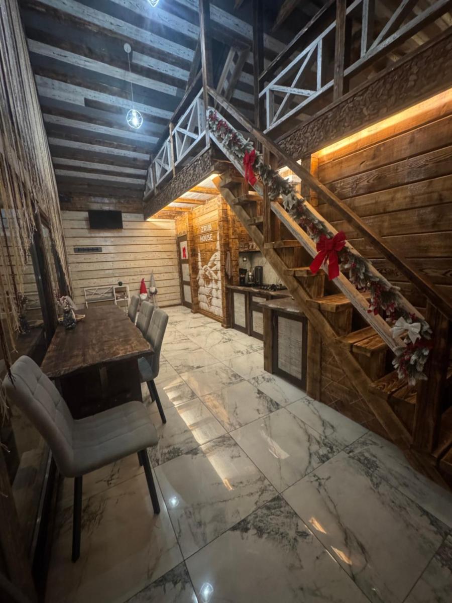 Image 3 of Zrub House